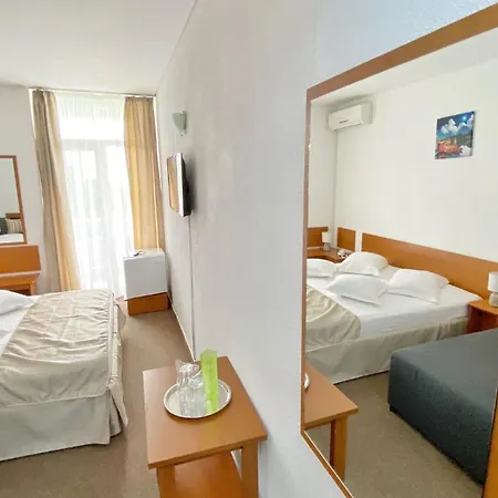 Hotel Decebal Estival 3*