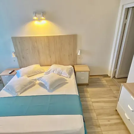 Decebal Estival Neptun