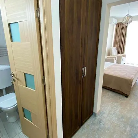 Decebal Estival Neptun