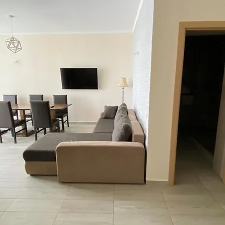 Decebal Estival Neptun