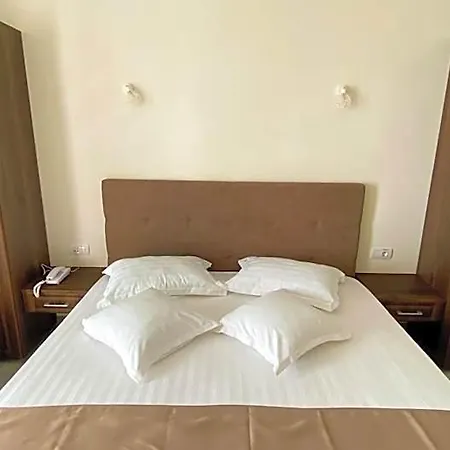 Hotel Decebal Estival 3*